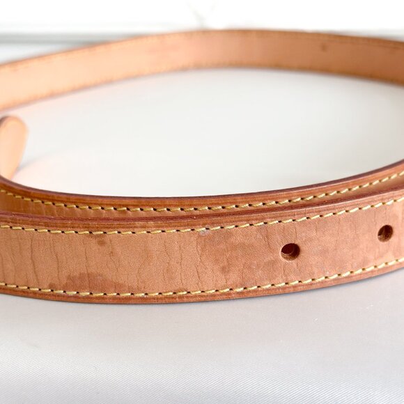 Louis Vuitton Baggy Shoulder Strap - Picture 16 of 16